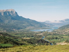 paysage-hautes-alpes-crots-serre-ponçon